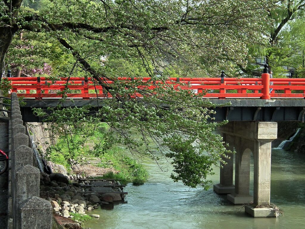 Nakabashi Bridge crossing the Miya River (Source: Wikipedia)